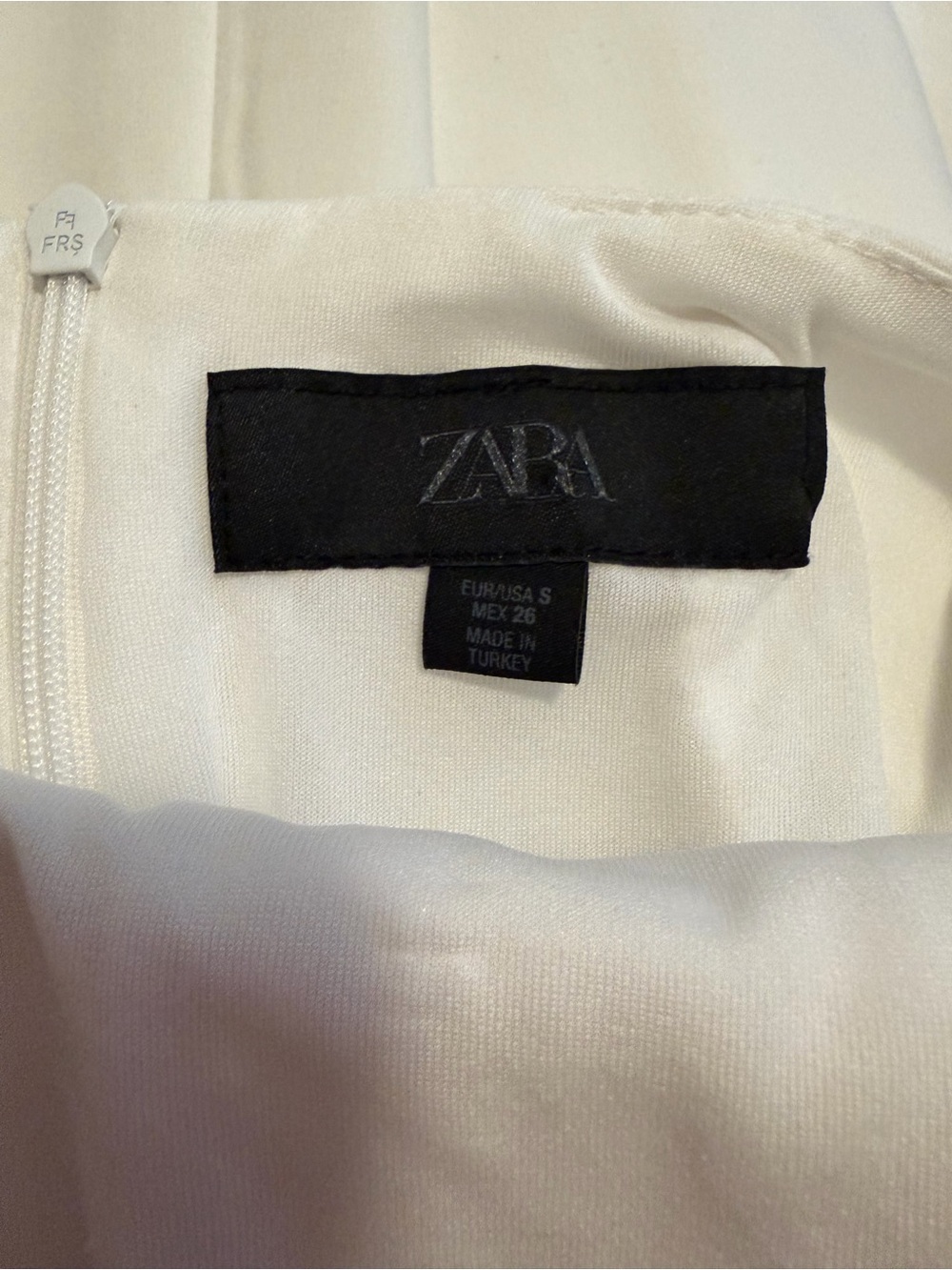 Zara white halter neck flared mini - Picture 7 of 7